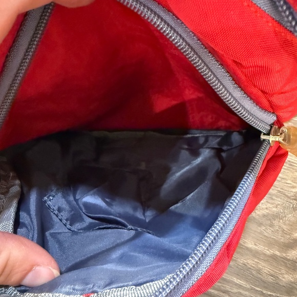 Vintage Samsonite Camera Case Red 2 Shoulder Strap Backpack Camera bag - Picture 10 of 11